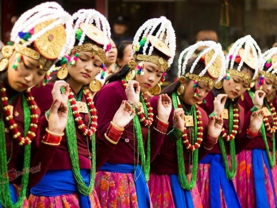 सोनाम ल्होछार घरघरमा मनाइने